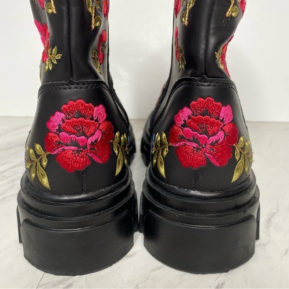 New! Farm Rio Boho Embroidered Flower Mid Chunky Boot 7 - Picture 4 of 16